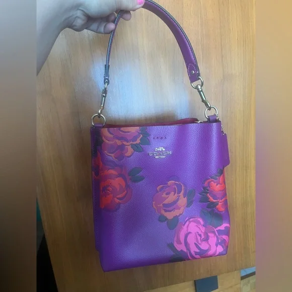 Coach Mollie Bucket Bag 22 With Jumbo Floral Print NWOT - Picture 7 of 7